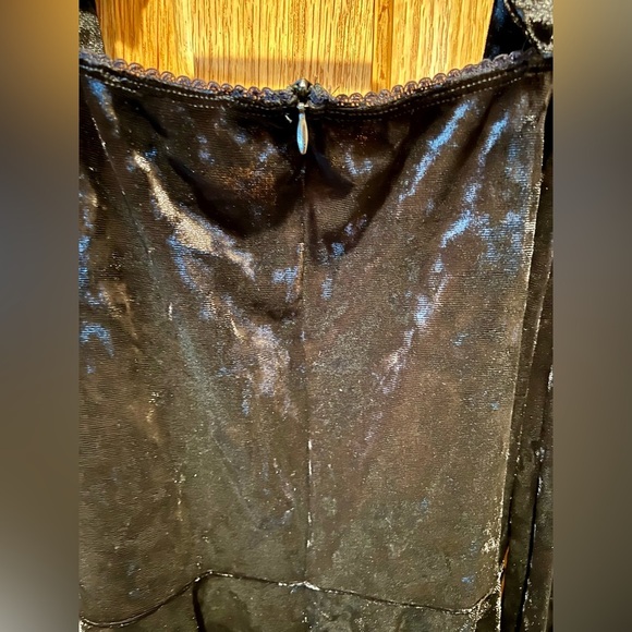 NWT Dolls Kill Widow Nocturnal Elegance Mini Dress in Black Velvet Silver Cross - Picture 13 of 16